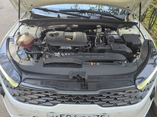 2021 Kia K5 III, белый, 1550000 рублей, вид 4