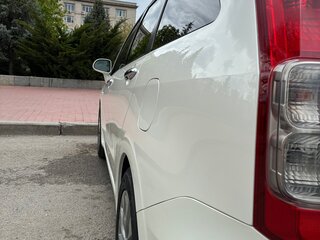 2007 Honda Stream II, белый, 1380000 рублей, вид 5