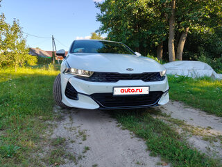 2020 Kia K5 III, белый, 3000000 рублей, вид 1