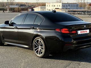 2020 BMW 5 серии 520d xDrive VII (G30/G31/G38) Рестайлинг, чёрный, 4500000 рублей, вид 4