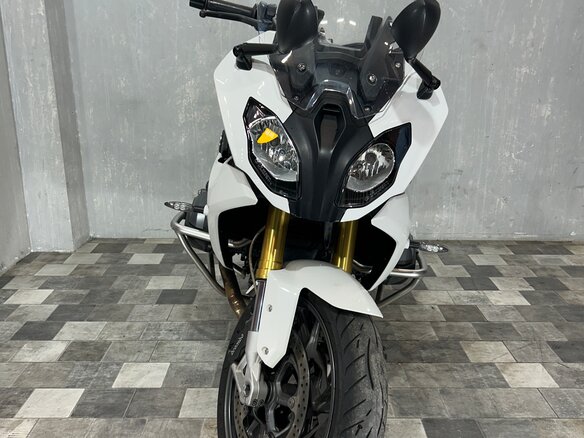 2016 BMW R 1200 RS, белый, 885000 рублей - вид 9
