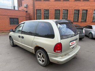 2000 Dodge Caravan III, зелёный, 340000 рублей, вид 5