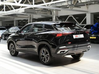 2024 Omoda C5 I, чёрный, 1700000 рублей, вид 5