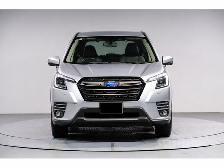 2023 Subaru Forester V Рестайлинг, серебристый, 2580000 рублей, вид 2