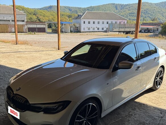 2021 BMW 3 серии 320d xDrive VII (G2x), белый, 5000000 рублей - вид 2