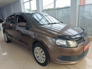 2014 Volkswagen Polo V, коричневый, 668000 рублей, вид 2