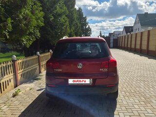 2011 Volkswagen Tiguan I Рестайлинг, красный, 1500000 рублей, вид 3