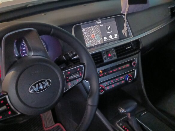 2019 Kia Optima IV Рестайлинг, белый, 2100000 рублей - вид 25