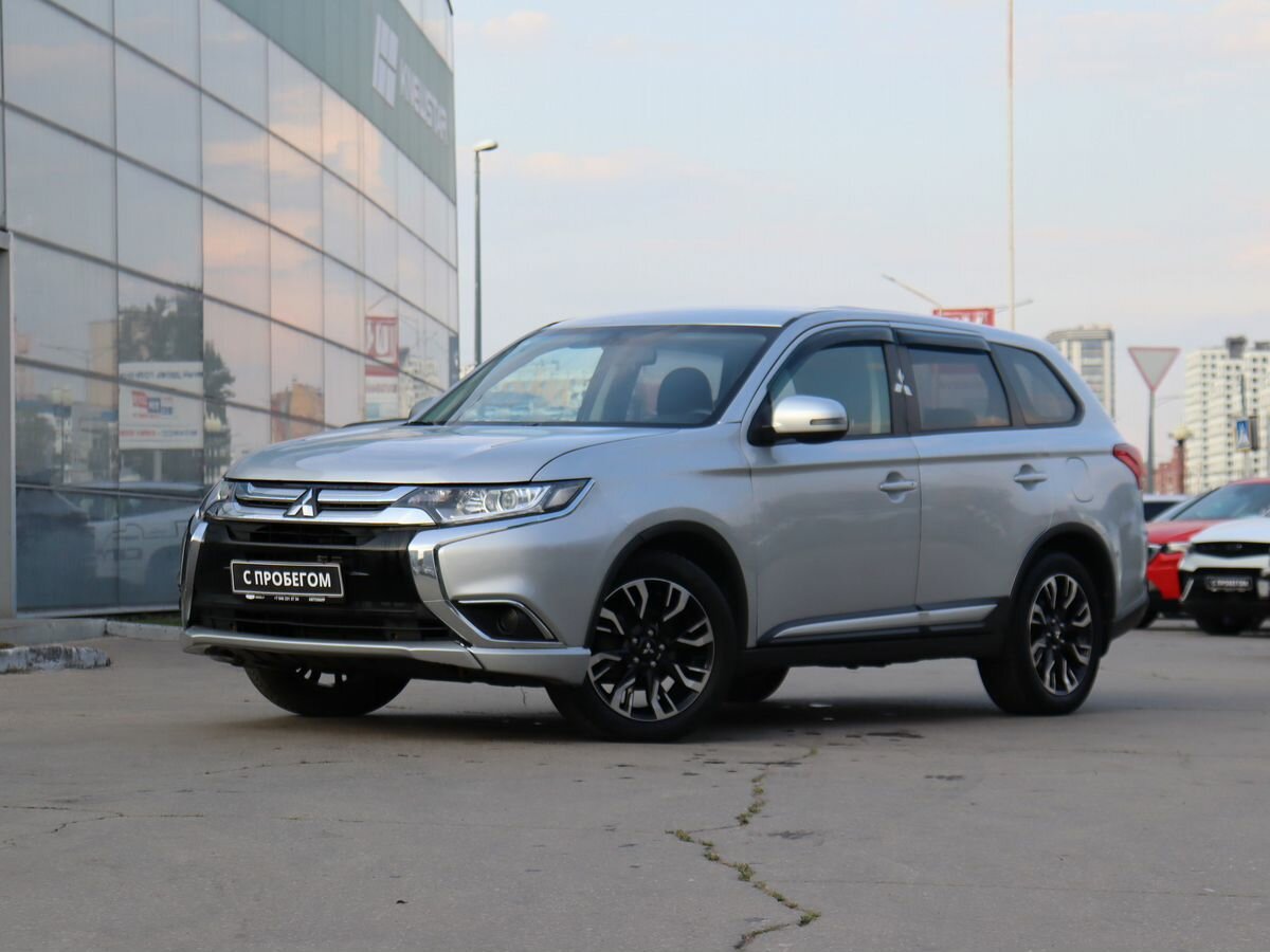 Открыть фотографии: Mitsubishi Outlander III Рестайлинг 3