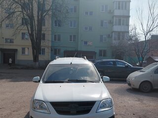 2015 Lada (ВАЗ) Largus I, белый, 500000 рублей, вид 1