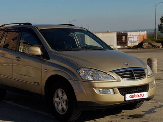 2010 SsangYong Kyron 5-speed I Рестайлинг, бежевый, 730000 рублей, вид 3
