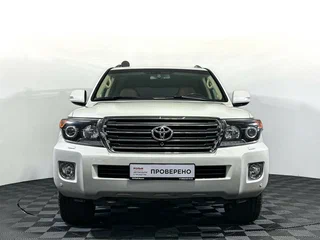 2014 Toyota Land Cruiser 200 Series Рестайлинг 1, белый, 4067415 рублей, вид 2