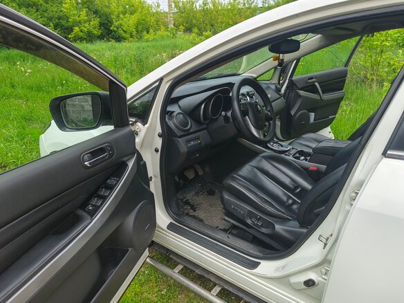 2011 Mazda CX-7 I Рестайлинг, белый, 850000 рублей - вид 5
