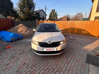 2018 Skoda Rapid I Рестайлинг, белый, 1115000 рублей, вид 1