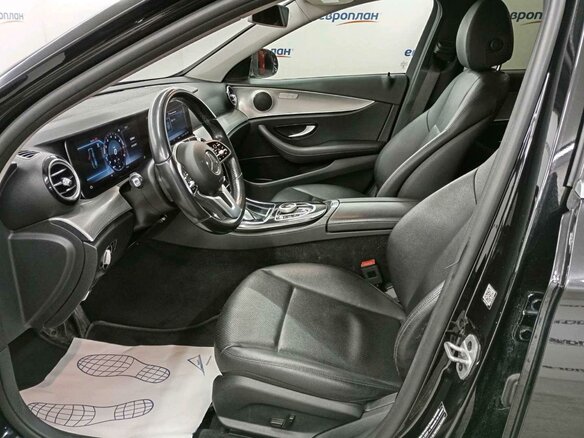 2020 Mercedes-Benz E-Класс 200 V (W213, S213, C238), чёрный, 2948468 рублей - вид 7