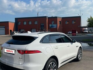 2017 Jaguar F-Pace I, белый, 2800000 рублей, вид 4
