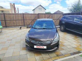 2014 Hyundai Solaris I Рестайлинг, коричневый, 750000 рублей, вид 1