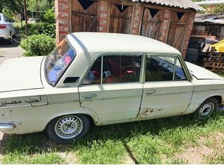 1975 Lada (ВАЗ) 2103, бежевый, 160000 рублей, вид 3
