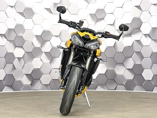 2025 Triumph Street Triple, жёлтый, 1289000 рублей, вид 5
