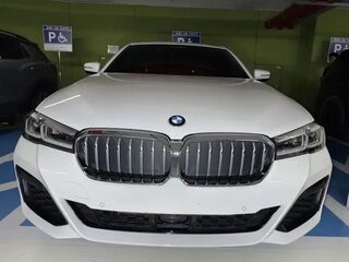 2022 BMW 5 серии 520i VII (G30/G31/G38) Рестайлинг, белый, 5600000 рублей, вид 4
