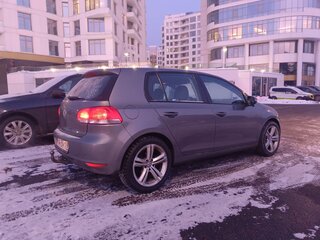 2011 Volkswagen Golf VI, серый, 575000 рублей, вид 4