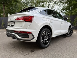 2024 Audi Q5 Sportback 45 TFSI I (FY), белый, 4450000 рублей, вид 4