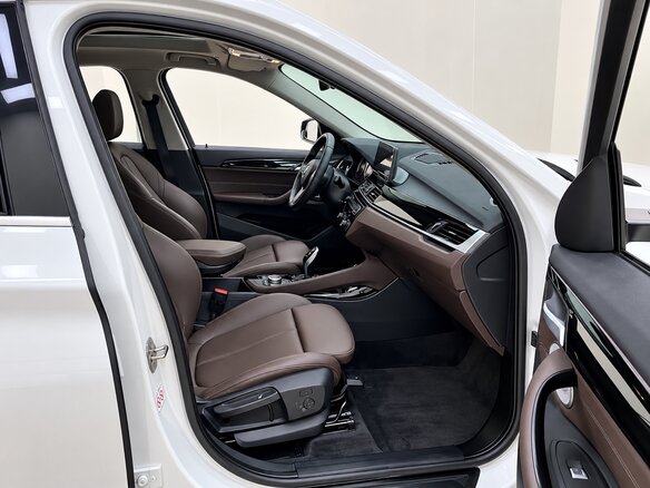 2022 BMW X1 Long 20Li sDrive II (F48) Рестайлинг, белый, 2190002 рублей - вид 6