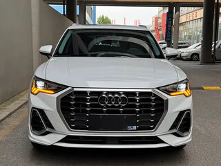 2022 Audi Q3 35 TFSI II (F3), белый, 1672000 рублей, вид 2