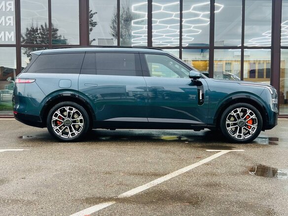 2026 Lynk & Co 900, синий - вид 5
