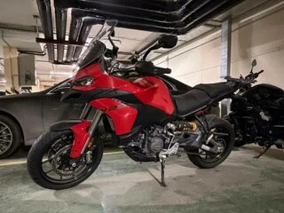 2025 Ducati Multistrada V2, красный, 2400000 рублей, вид 3