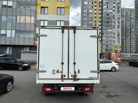 2018 Ford Transit, белый, 2200000 рублей, вид 3