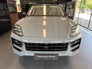 2025 Porsche Cayenne GTS Coupé III Рестайлинг, серый, 26640000 рублей, вид 5