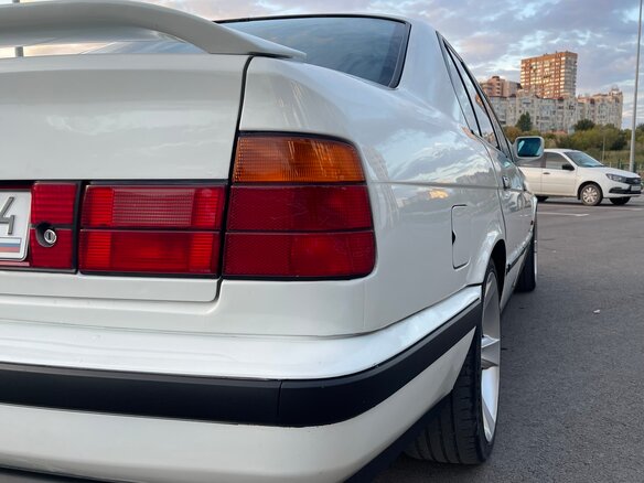 1989 BMW 5 серии 520i III (E34), белый - вид 9