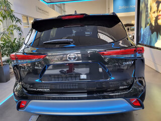 2026 Toyota Highlander IV (XU70), чёрный, 5480000 рублей, вид 5