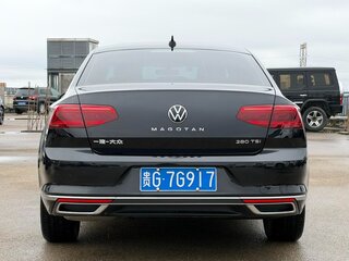 2022 Volkswagen Magotan B8 Рестайлинг, чёрный, 1701000 рублей, вид 5