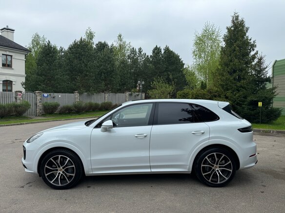 2019 Porsche Cayenne S III, белый, 6900000 рублей - вид 6