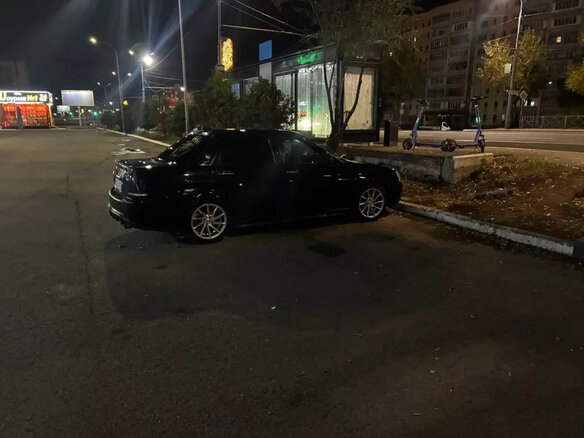 2011 Lada (ВАЗ) Priora I, чёрный, 450000 рублей - вид 3