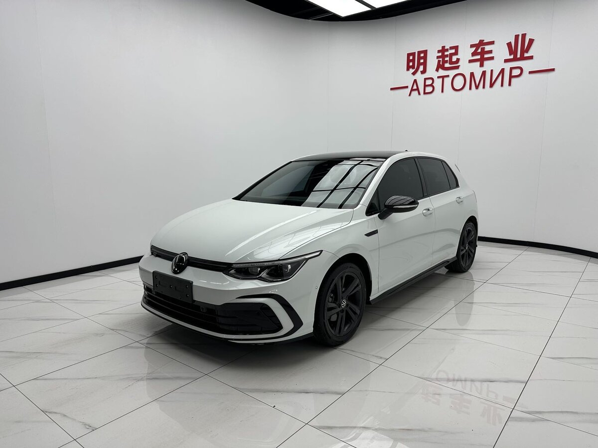 Открыть фотографии: Volkswagen Golf VIII