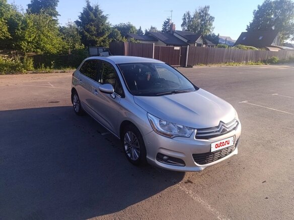 2011 Citroen C4 II, серебристый, 620000 рублей - вид 3