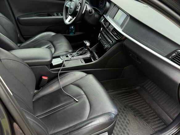 2019 Kia Optima IV Рестайлинг, серый, 1600000 рублей - вид 8