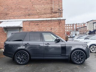 2020 Land Rover Range Rover IV Рестайлинг, серый, 8750000 рублей, вид 4