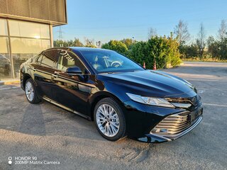 2020 Toyota Camry VIII (XV70), чёрный, 2649000 рублей, вид 3
