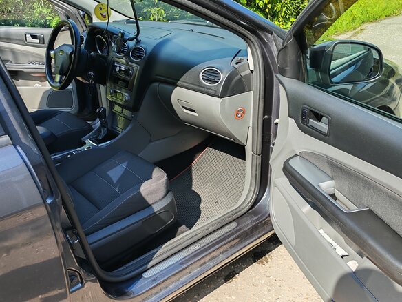 2008 Ford Focus II Рестайлинг, серый, 590000 рублей - вид 7