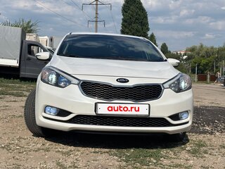 2013 Kia Cerato III, белый, 1095000 рублей, вид 3