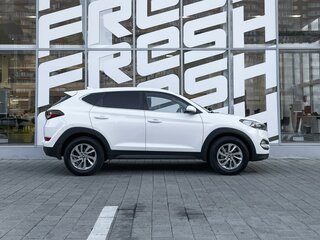 2018 Hyundai Tucson III, белый, 1560000 рублей, вид 5