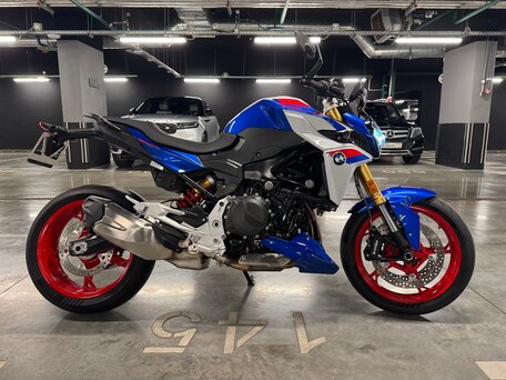 2024 BMW F 900 R, синий, 1350000 рублей, вид 1