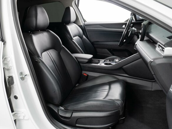 2021 Kia K5 III, белый, 2600000 рублей - вид 7