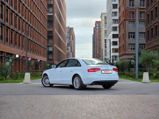 2013 Audi A4 IV (B8) Рестайлинг, белый, 1070000 рублей, вид 4