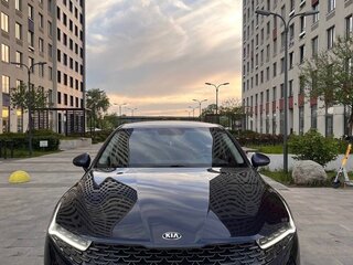 2021 Kia K5 III, синий, 2290000 рублей, вид 3