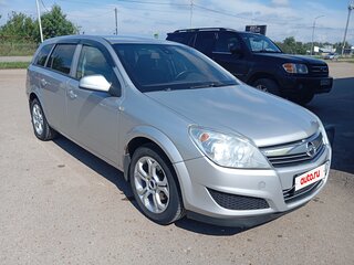 2011 Opel Astra H Рестайлинг, серебристый, 370000 рублей, вид 3